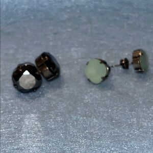 Elegant Black and Green Stud Earrings 2 pair